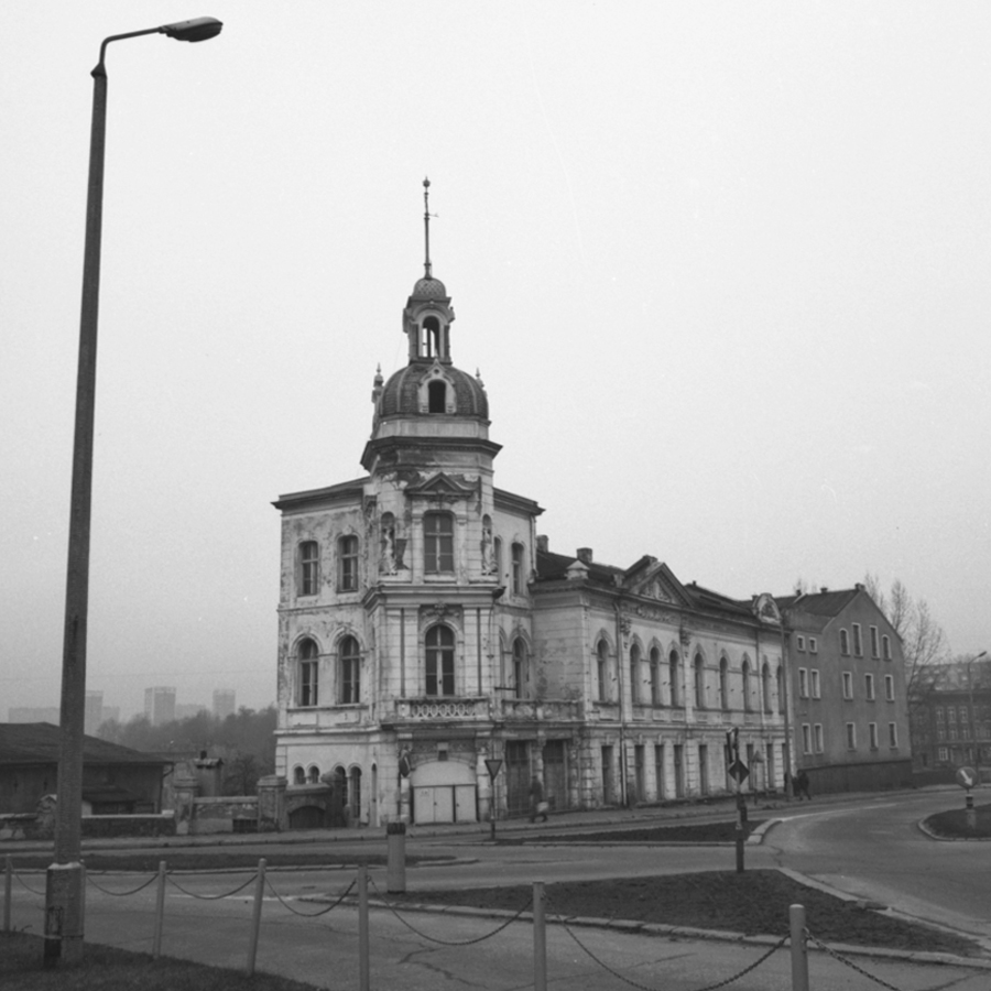 Muzeum w Koszalinie przy ul. Młyńskiej na fotografii z 1983 roku